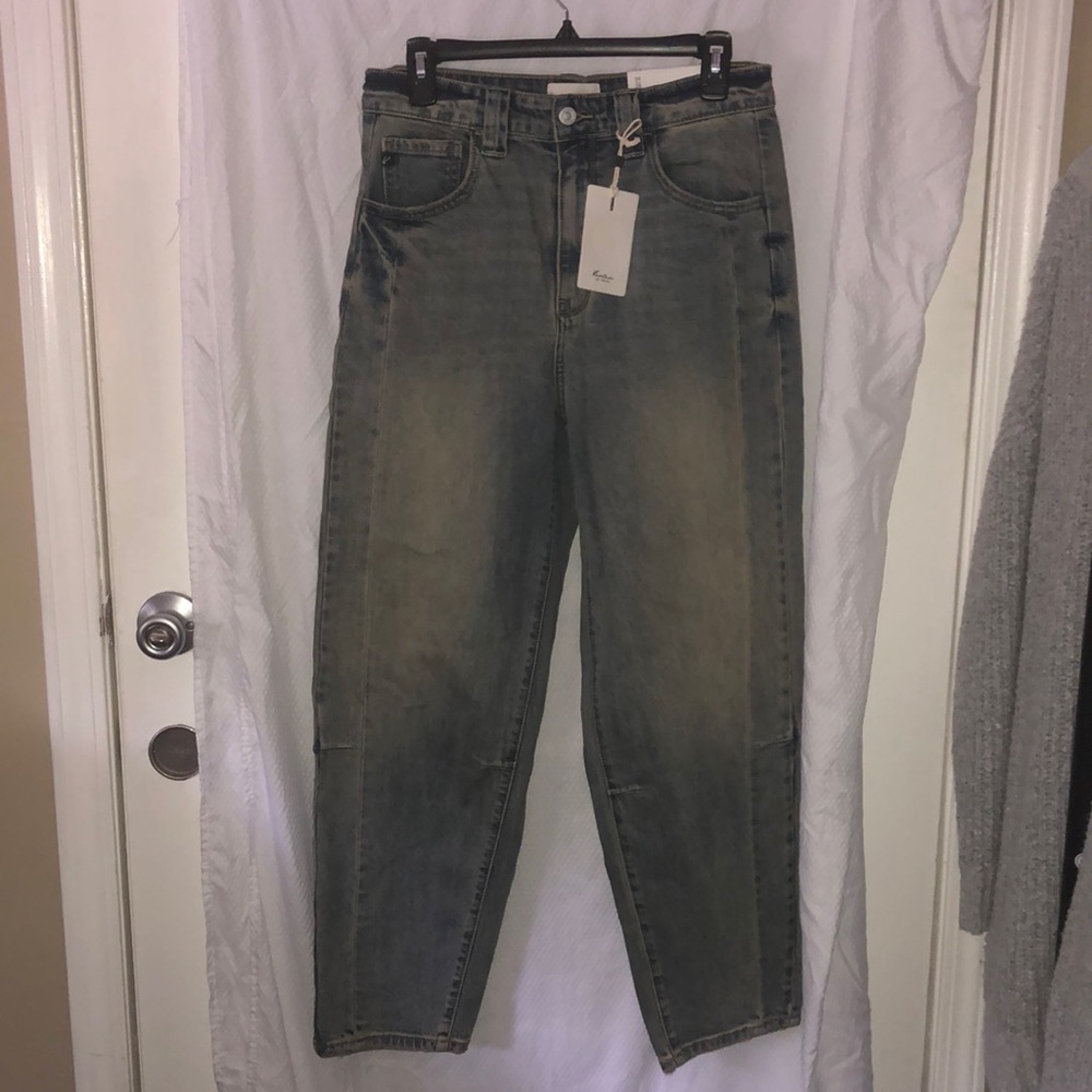 NWT KanCan Los Angeles USA Women’s High Rise Slim Barrel size 28/9